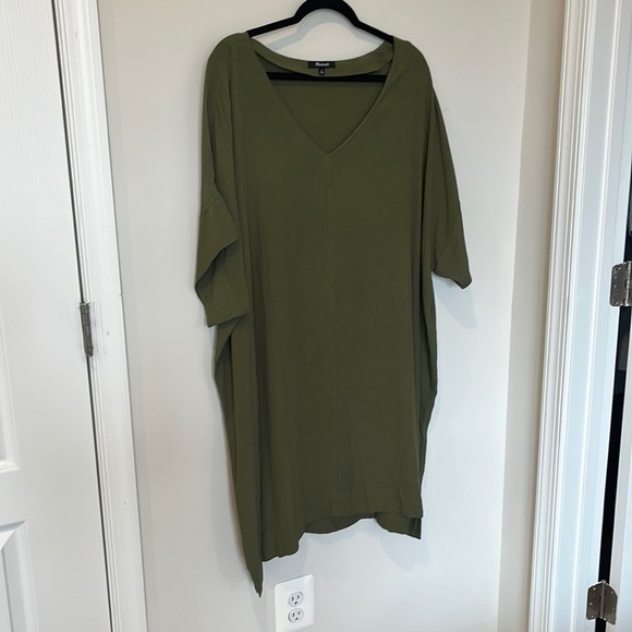 Madewell Novel Shift Summer Dress Vintage Moss Green V Neck Viscose Size 3X - Picture 2 of 6